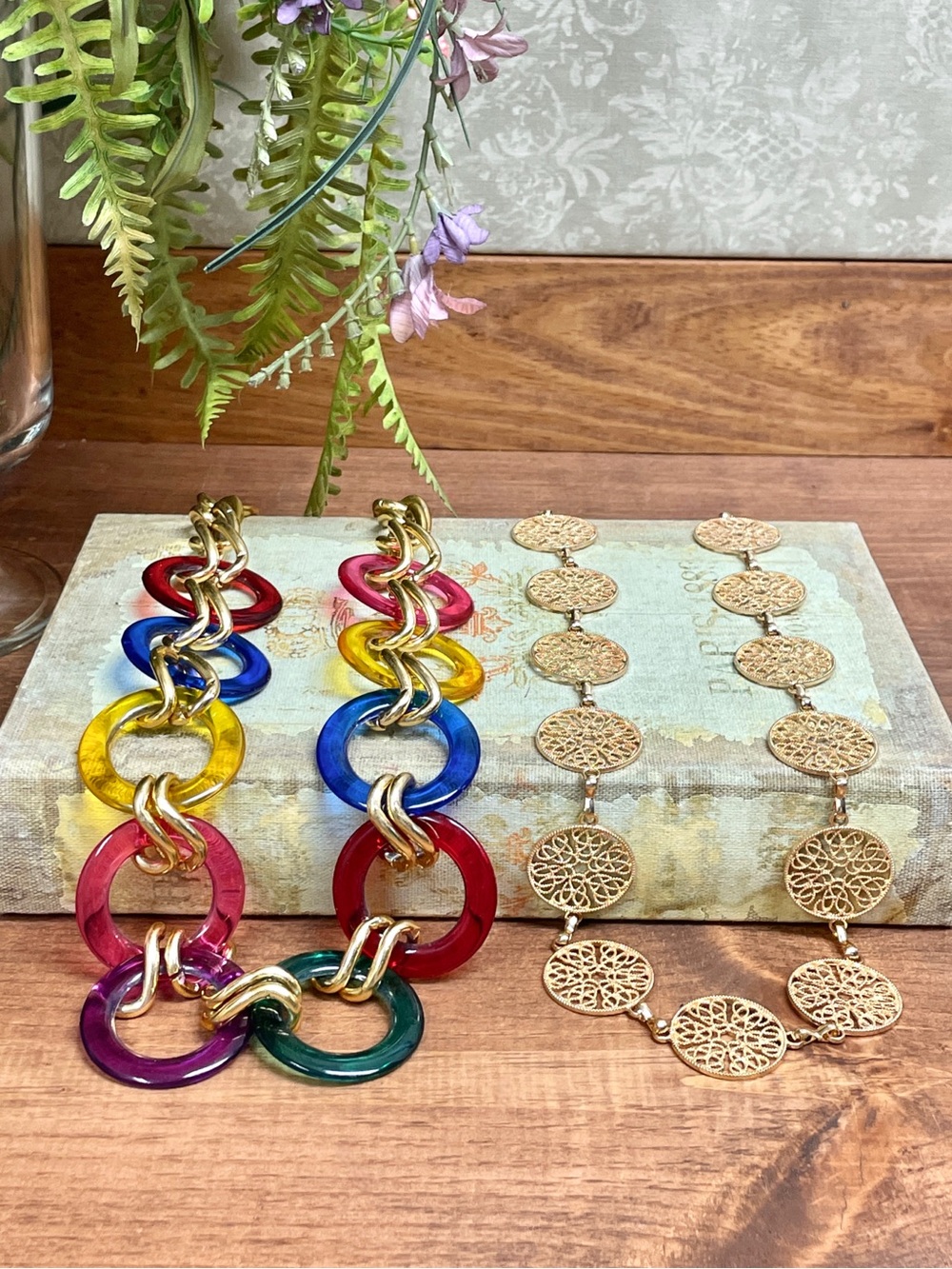 Vtg Y2K Gold Tone Chain Belts Bundle Chunky Rainbow Acrylic Filigree Medallion